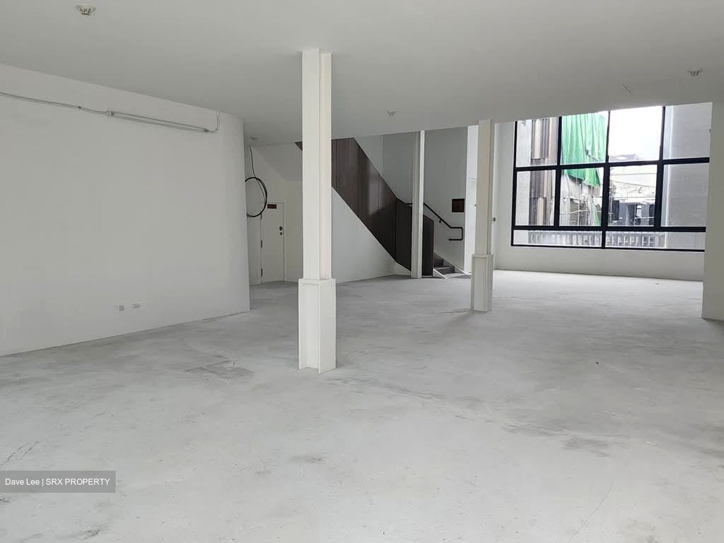 North Canal Road (D1), Office #595207351